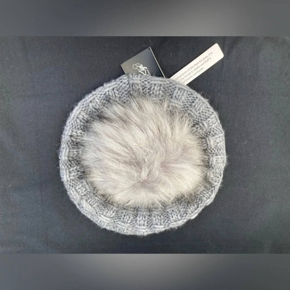 Kyi Kyi Womens Knit Wool Blend Faux Fur Pom-Pom Slouchy Winter Beanie Hat Grey